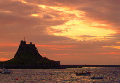 Castle Rock and harbour at dawn