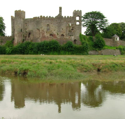 Laugharne  Castle / 1