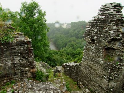 Cilgerran  Castle / 4