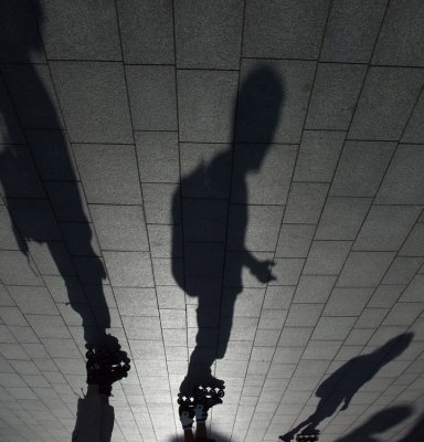 sombras sobre patines