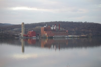 Power plant on the Hudson
