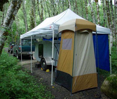 Julie and Brian (Gant)'s camping set-up