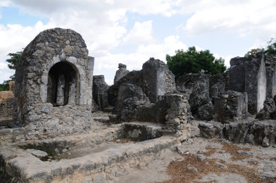 ruins of a 13th century mosk1.jpg