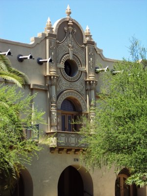 Owls' Club Mansion