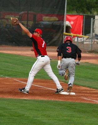 2010_0704_193100Ad.jpg
