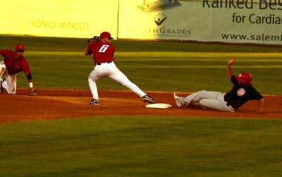 2010_0704_204632AB.jpg