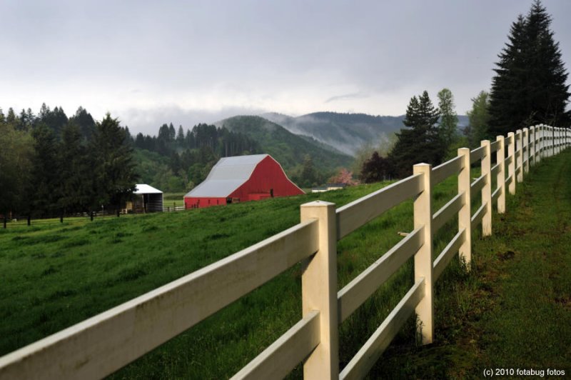 Barn And Fence - Mohawk Valley
