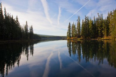 Waldo Lake in Oregon Cascades