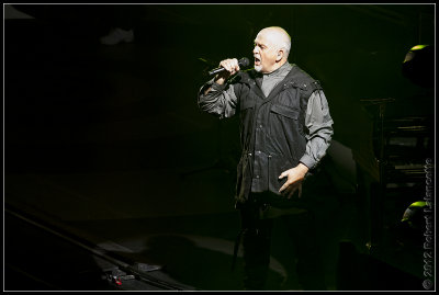 Peter Gabriel Back to front