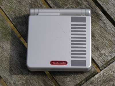 Gameboy Advance SP - NES edition