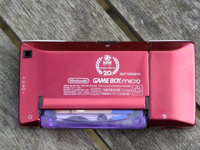 Gameboy Micro - Famicom edition