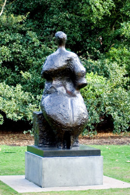 8: Seated Woman (1958-59)