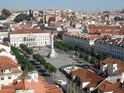 ... overlooking the Rossio