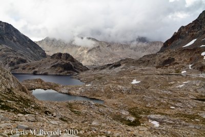 Towards Helen Lake, from descent from Muir Pass
