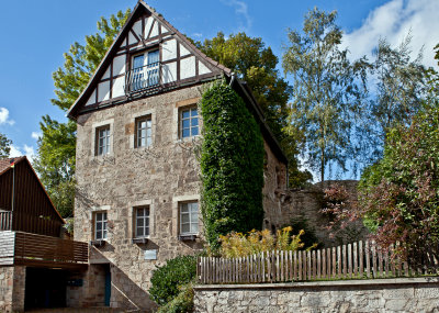 Der Rote Turm am Ascher, direkt an der Stadtmauer