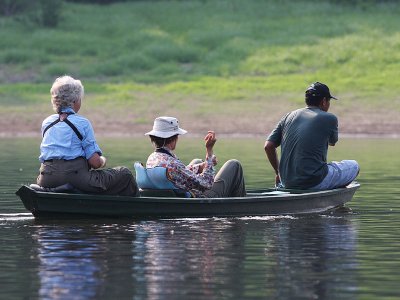 Day 14 : Boat trip to see Botu (Pink River Dolphins)