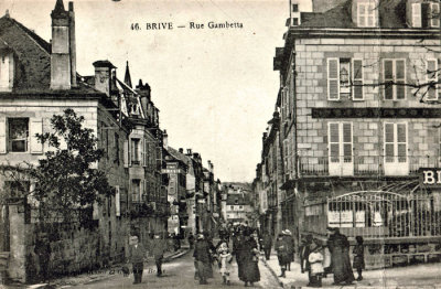 46. BRIVE - Rue Gambetta