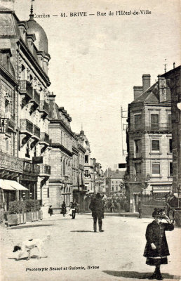 41. BRIVE - Rue de l'Hôtel-de-Ville