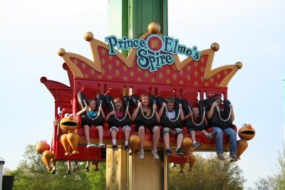 kids on ride.JPG