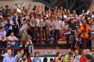    Bnei Hasharon Fans