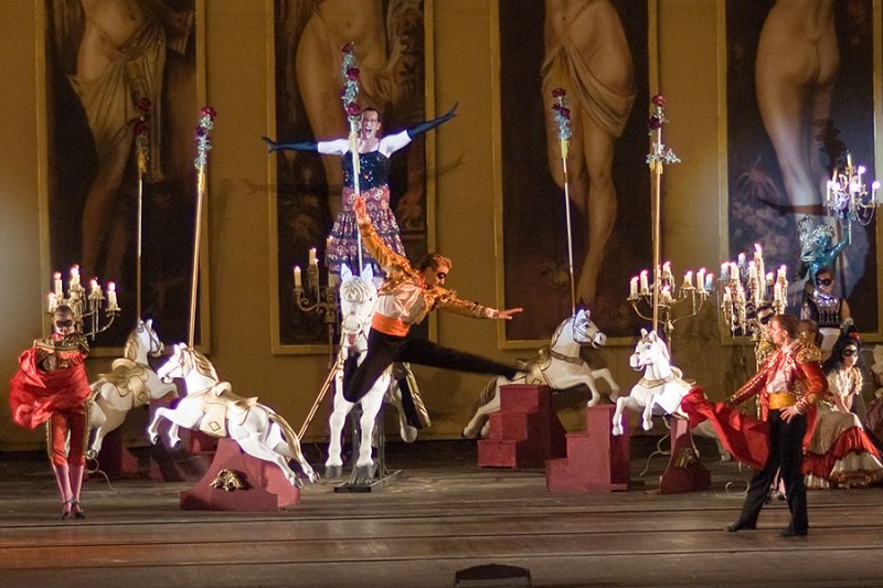latraviata10.jpg