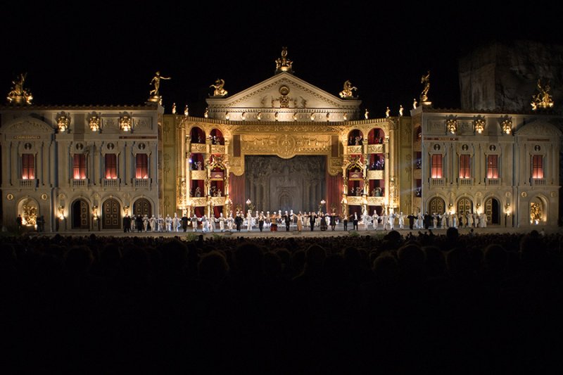 latraviata16.jpg