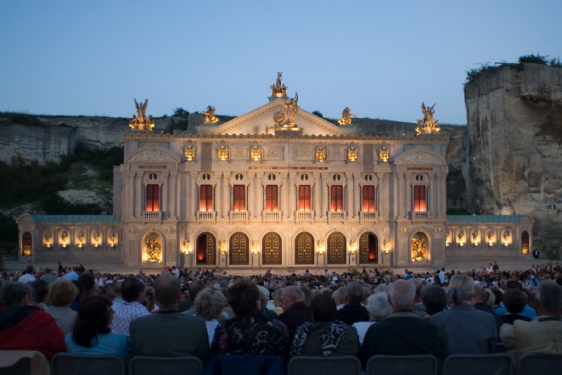 latraviata3.jpg