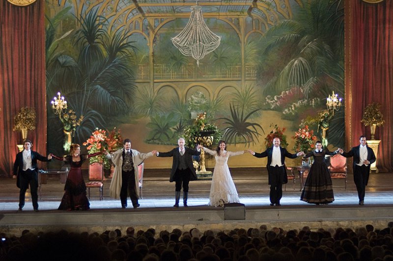 latraviata8.jpg