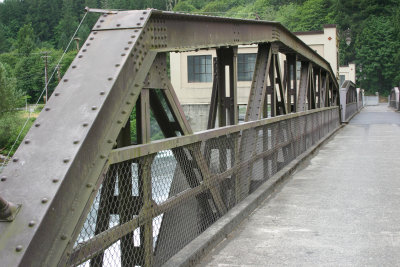 Leaburg main bridge 3.jpg