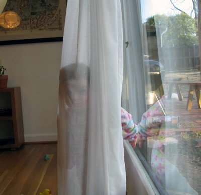 Alessia-behind-curtain.jpg
