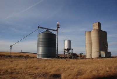 Grain Elevators along Hwy 261 south of Ritzville