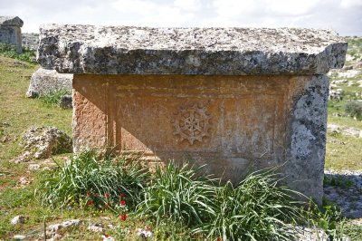 Serjilla necropolis