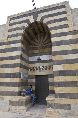 Aleppo Khan al-Shouneh 9027.jpg