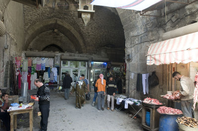 Aleppo Bab Antakya 9108.jpg