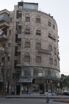 Aleppo on An Nayal Street 9867.jpg