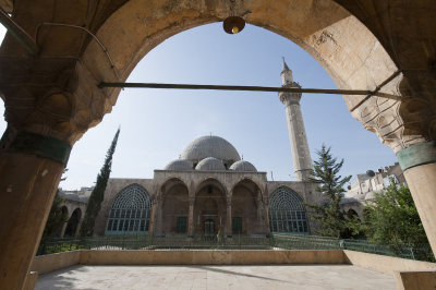 Aleppo Madrasa Othmaniye 9906.jpg