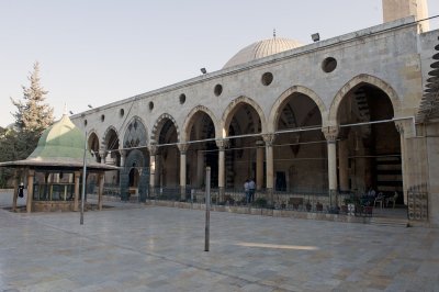 Aleppo Al-Adiliyah Mosque 0591.jpg