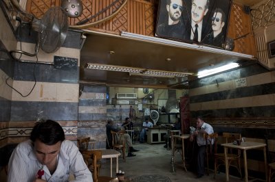 Damascus Aal al Bait street tea house 9651.jpg