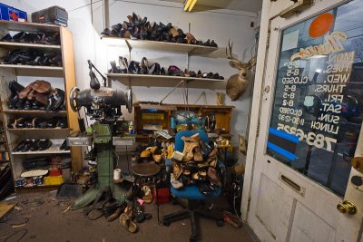 MonroeShoe112508-16ES.jpg