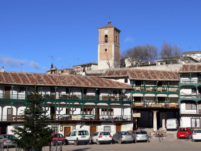 Plaza Mayor y Torre del Reloj
