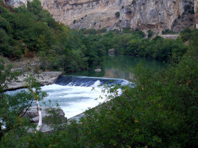 Presa en el ro Irati