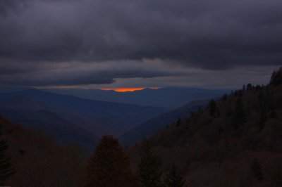 Sunrise near Clingman's 1.jpg