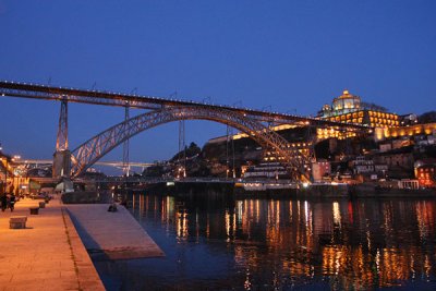 Ponte Dom Lus I at night