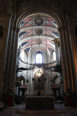 Inside S Catedral