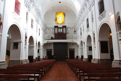 Inside Iglesia de Los Jesuitas