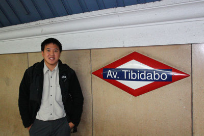 Av. Tibidabo Metro