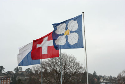 View from ferry along Lake Zurich