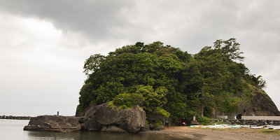 Shrine on a beach I