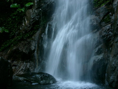 Ng Tong Waterfall