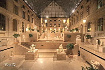 Dans le Louvre...
